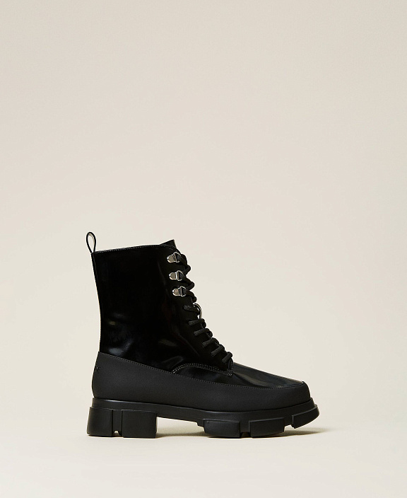 Лакированные ботинки-амфибии