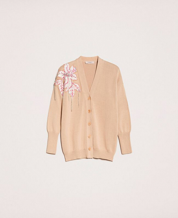 Кардиган с вышивкой