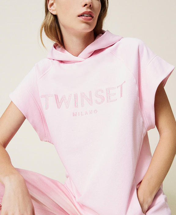 Длинная толстовка с вышитым логотипом