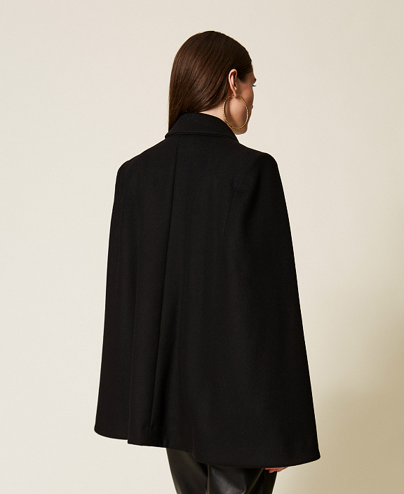 Накидка-бушлат из полушерстяного сукна