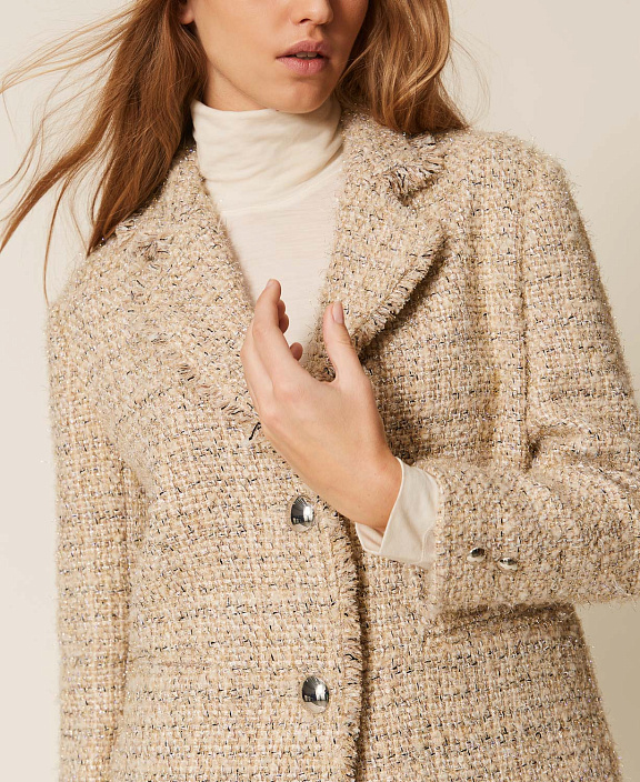 Пальто из букле с люрексом
