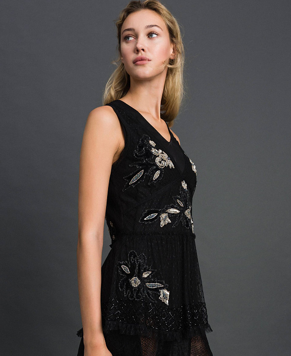 Тюлевый топ с цветочной вышивкой