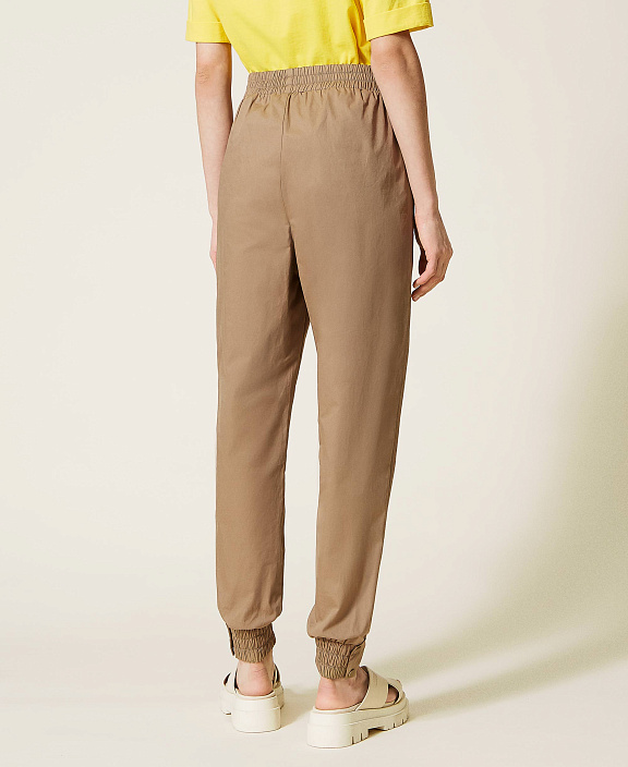 Джоггеры из технического поплина