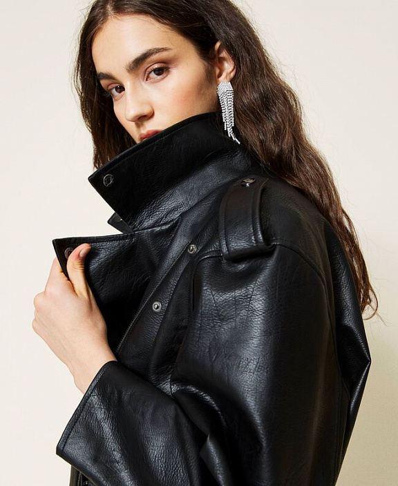 Байкерская куртка с ремнем