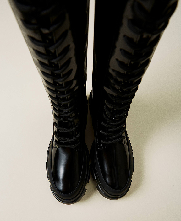 Лакированные высокие сапоги-амфибии