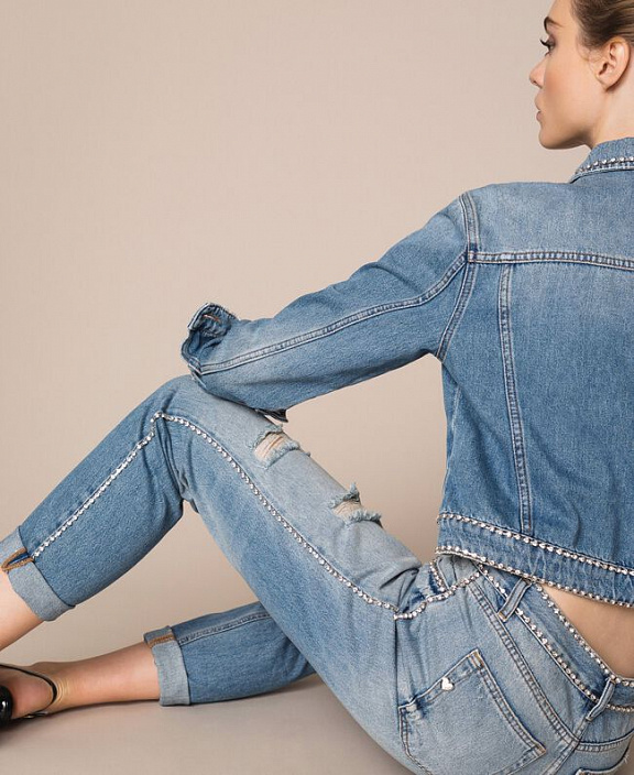 Джинсы с потертостями