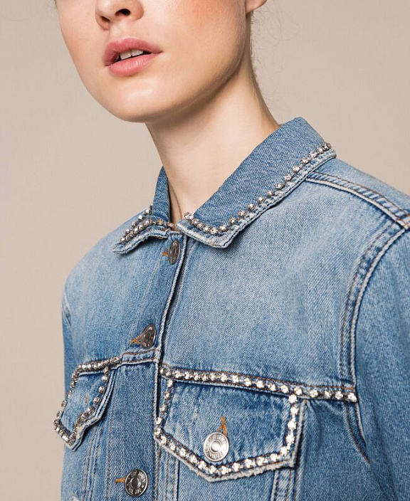 Джинсовая куртка