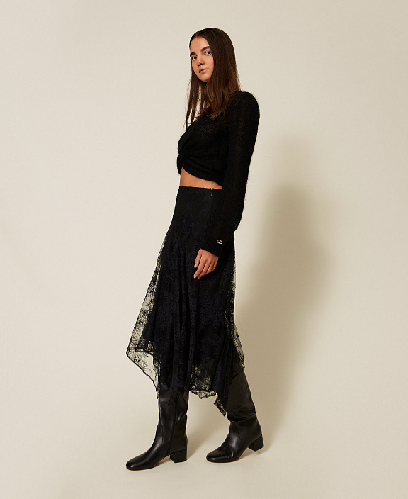 Длинная кружевная юбка