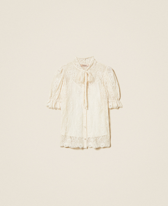Рубашка из кружева с бантом