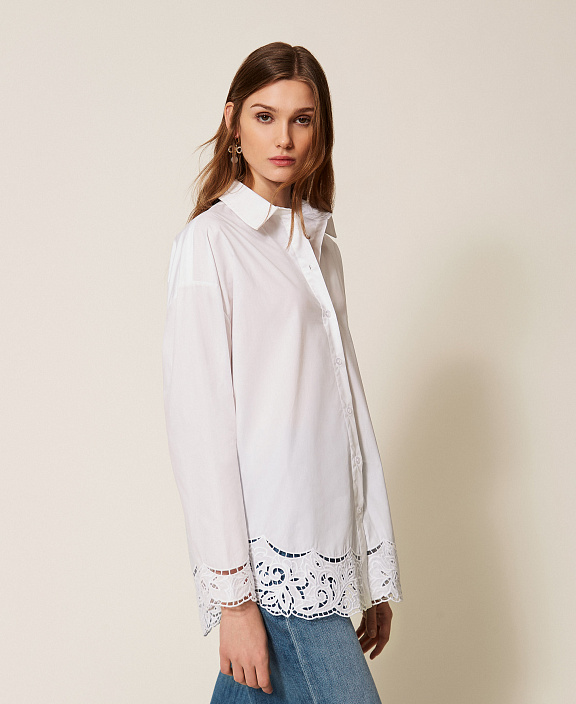 Рубашка из поплина с вышивкой