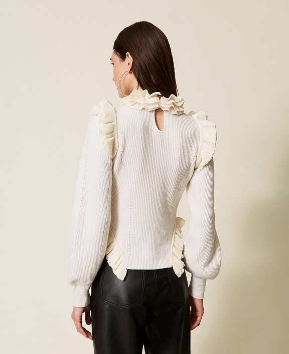 Свитер из смесовой шерсти с оборками