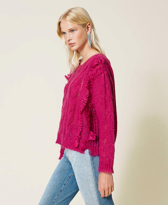 Трикотажный джемпер из смесового мохера с бахромой