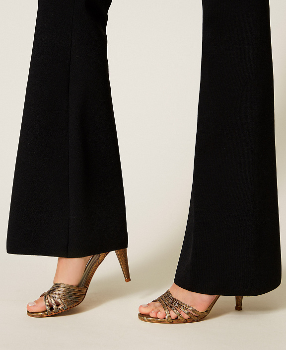 Трикотажные брюки клеш