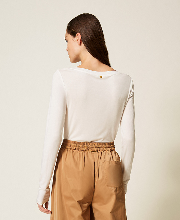 Лонгслив из тонкого трикотажа