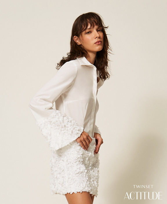 Рубашка из поплина и тюля с цветами