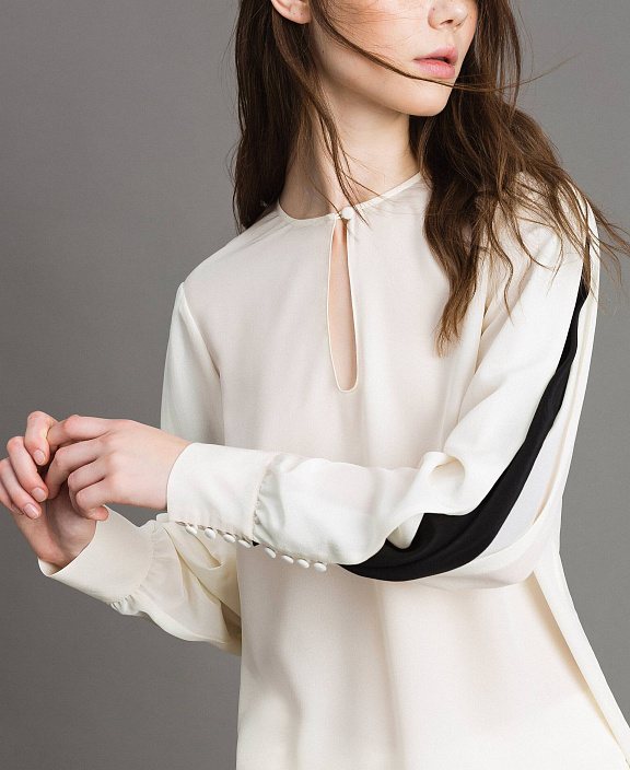 Блуза из смесового шелка