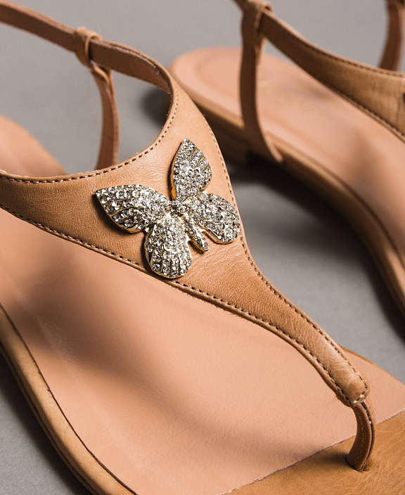 Кожаные сандалии-вьетнамки