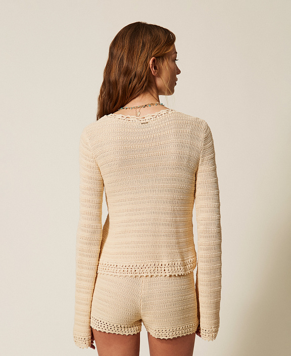 Трикотажные шорты с кроше