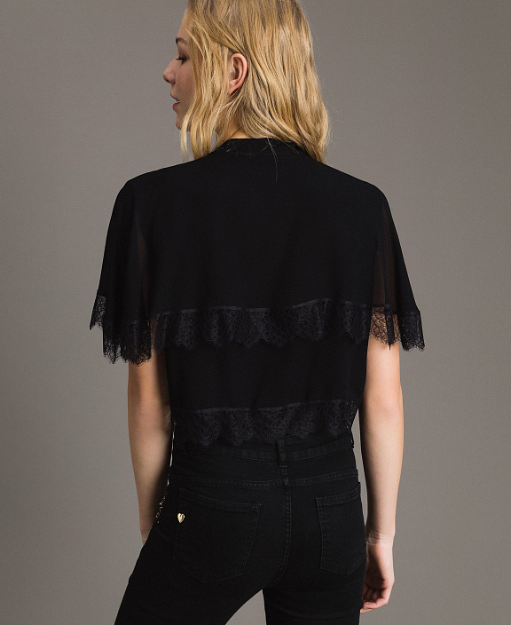 Болеро с кружевным краем