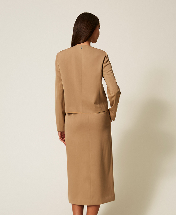 Юбка миди с разрезом