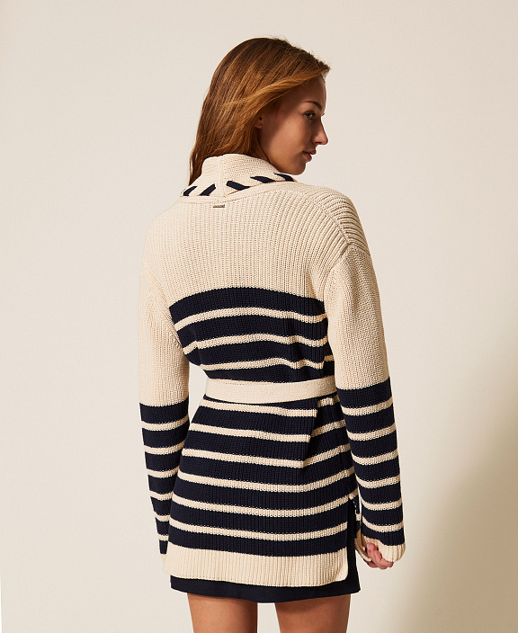 Трикотажный кардиган в полоску
