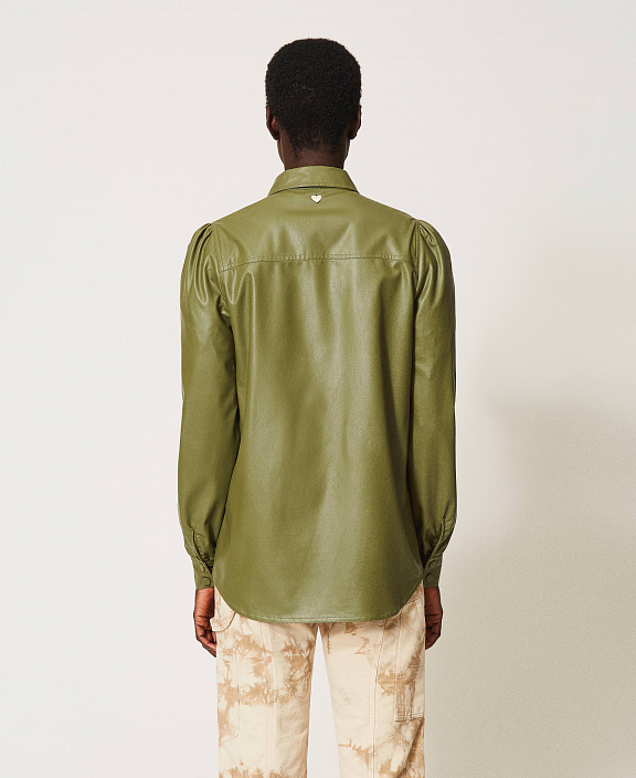 Рубашка с карманами