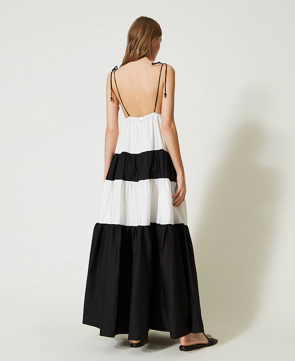 Длинное двухцветное платье с оборками