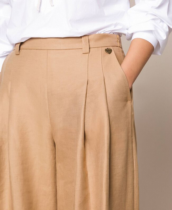 Брюки широкие с защипами