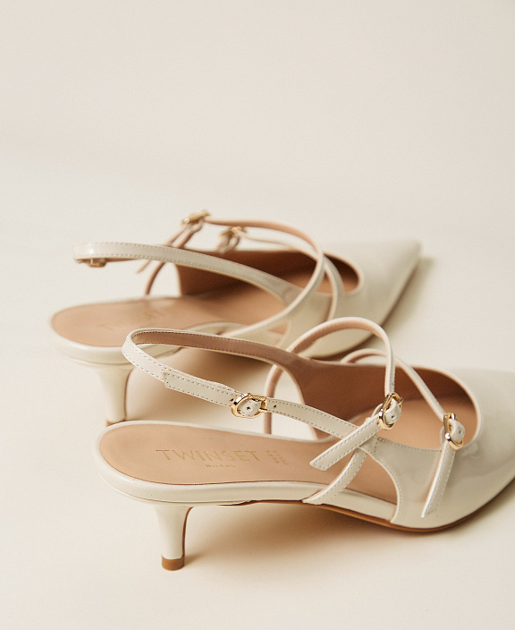 Туфли-слингбэки с ремешками