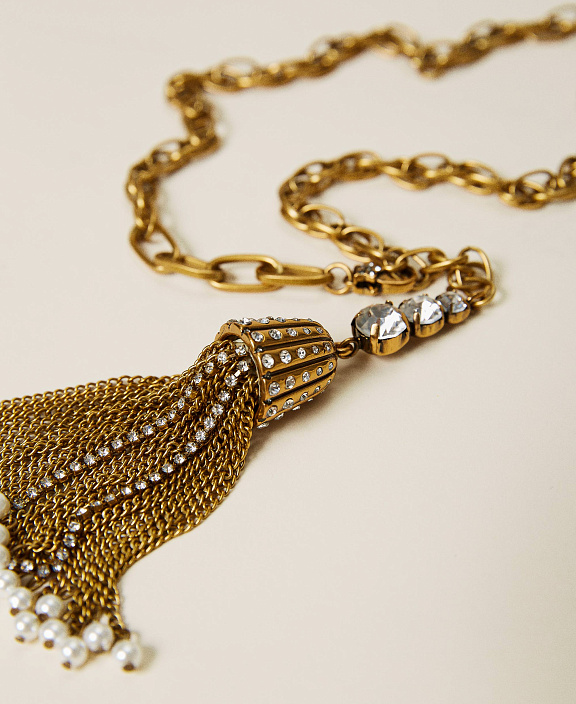 Колье-чокер со стразами и жемчугом