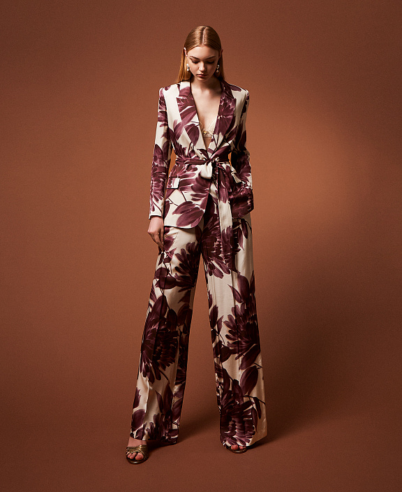 Блейзер с цветочным принтом