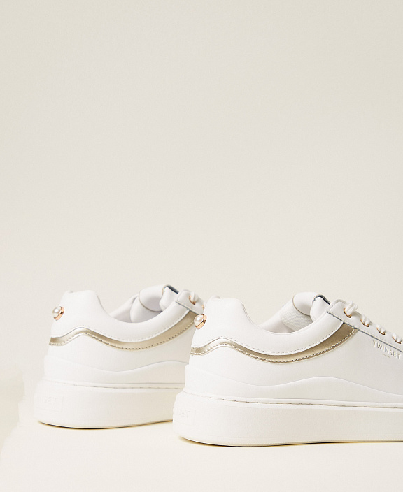 Кожаные сникеры с логотипом