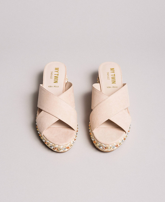 Пантолеты с ремешком крест-накрест