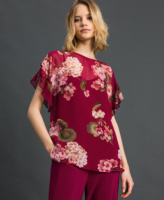 Блуза из крепона с цветочным принтом