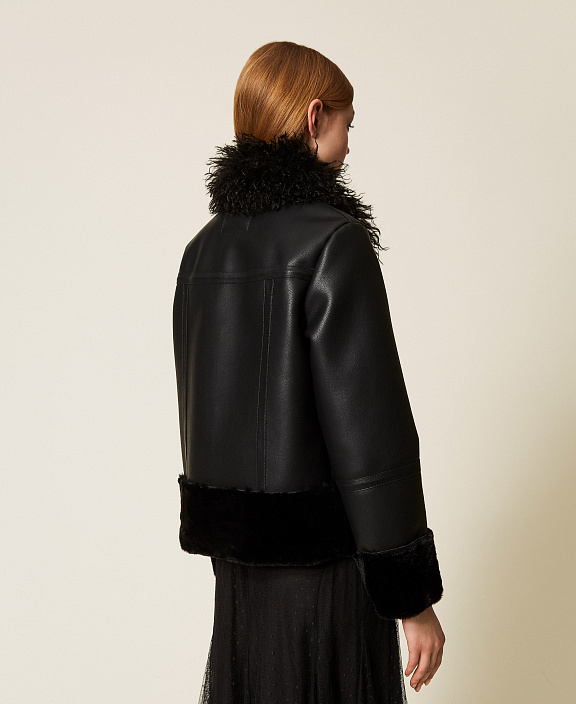 Куртка с имитацией натуральной кожи и искусственным мехом