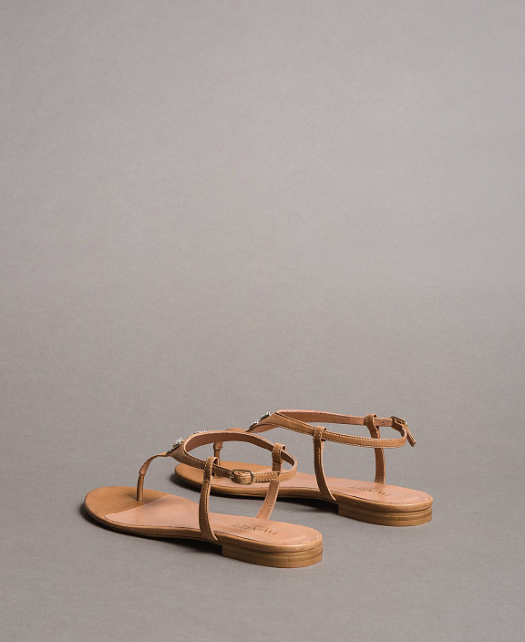 Кожаные сандалии-вьетнамки