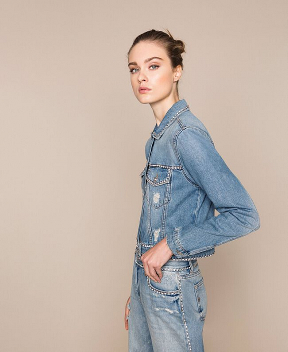 Джинсовая куртка