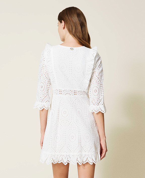 Платье из кружева Сангалло