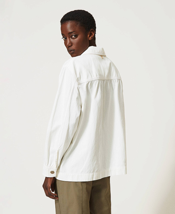 Куртка с большими карманами