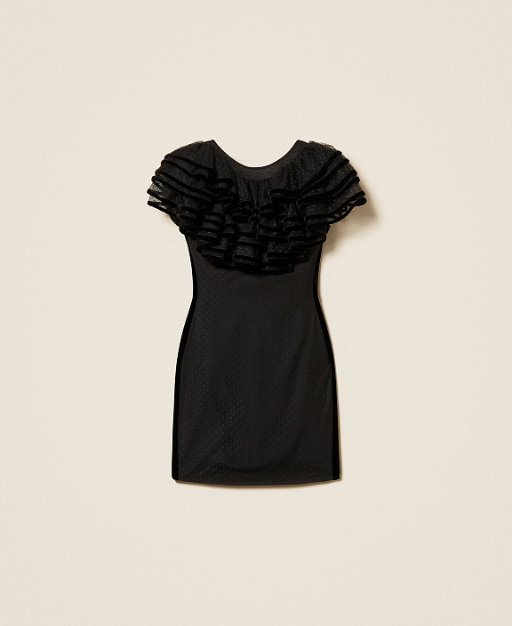 Короткое платье из тюля плюмети с оборками