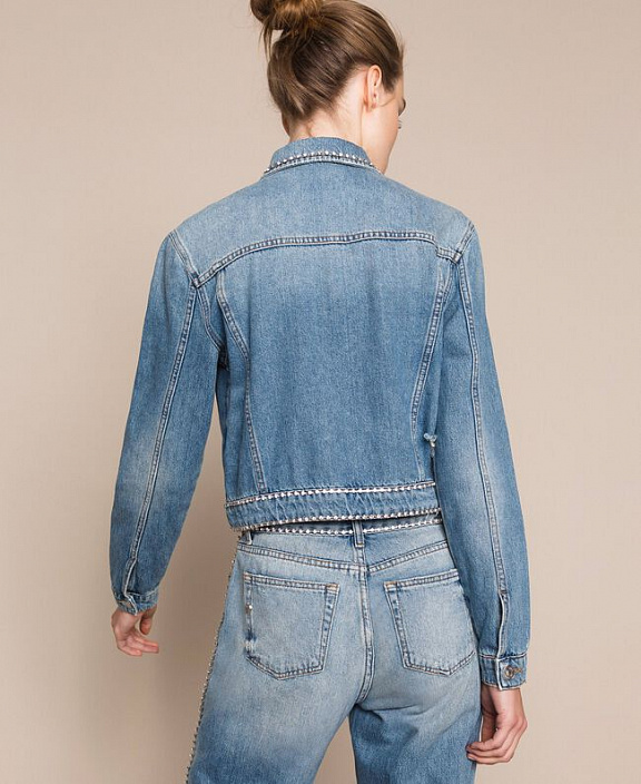 Джинсовая куртка