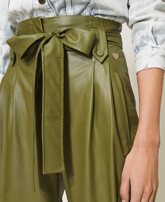 Брюки с поясом