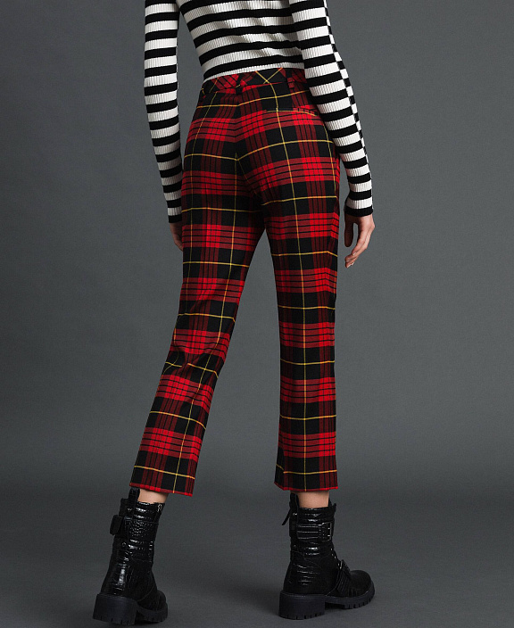 Расклешенные шерстяные брюки в клетку