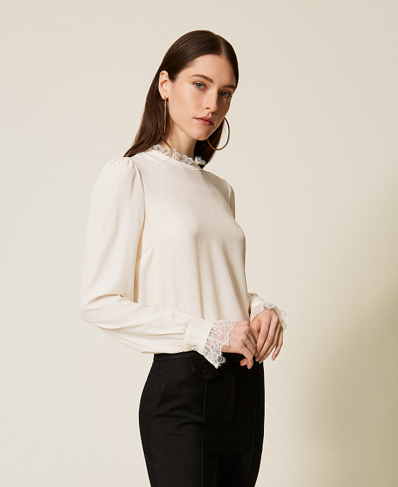 Блузка из полушелкового крепдешина