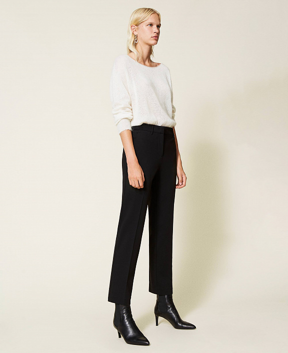 Укороченные брюки средней посадки