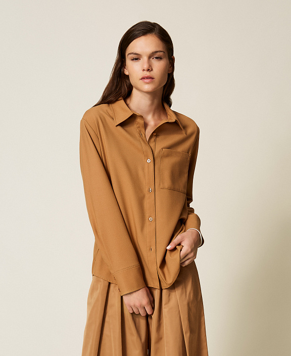 Классическая рубашка