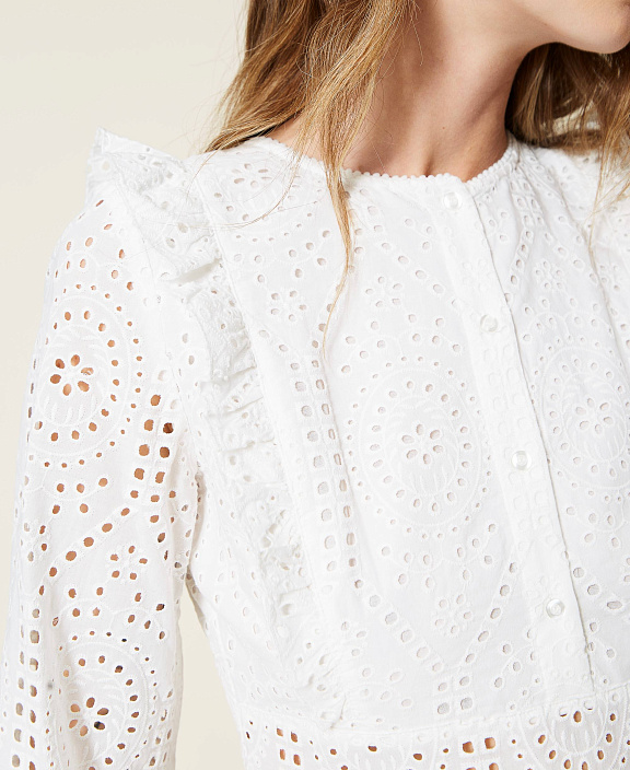 Платье из кружева Сангалло