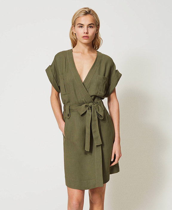 Платье из смесового льна