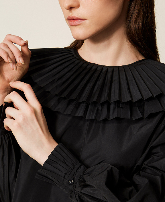 Рубашка из тафты с оборками