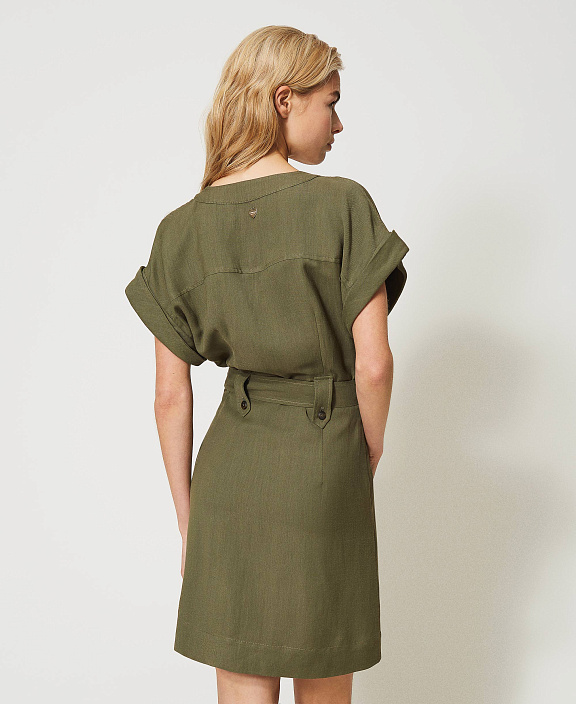 Платье из смесового льна